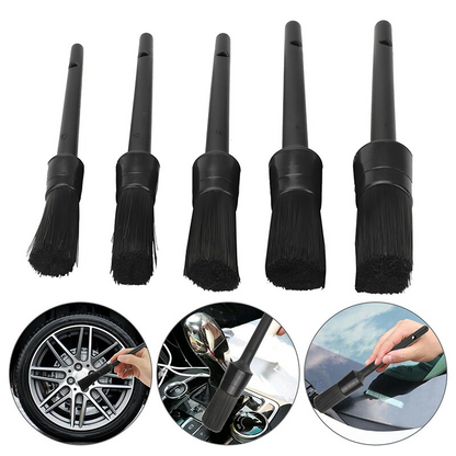 Carisma™ Clean Set car brush cleaning kit with multiple brushes and tools for vehicle cleaning and detailing.