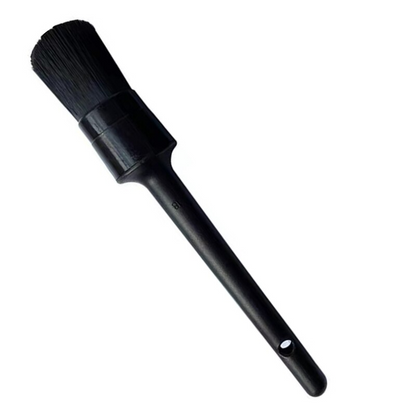 Carisma™ Clean Set car brush cleaning kit with various brushes for detailed vehicle cleaning and maintenance.